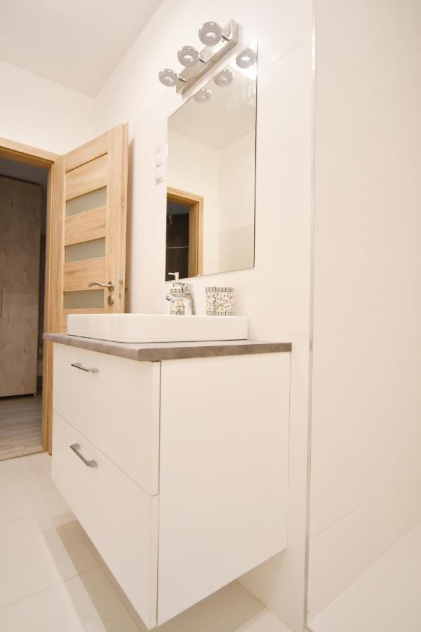 Moment Apartments Szolnok Exterior foto